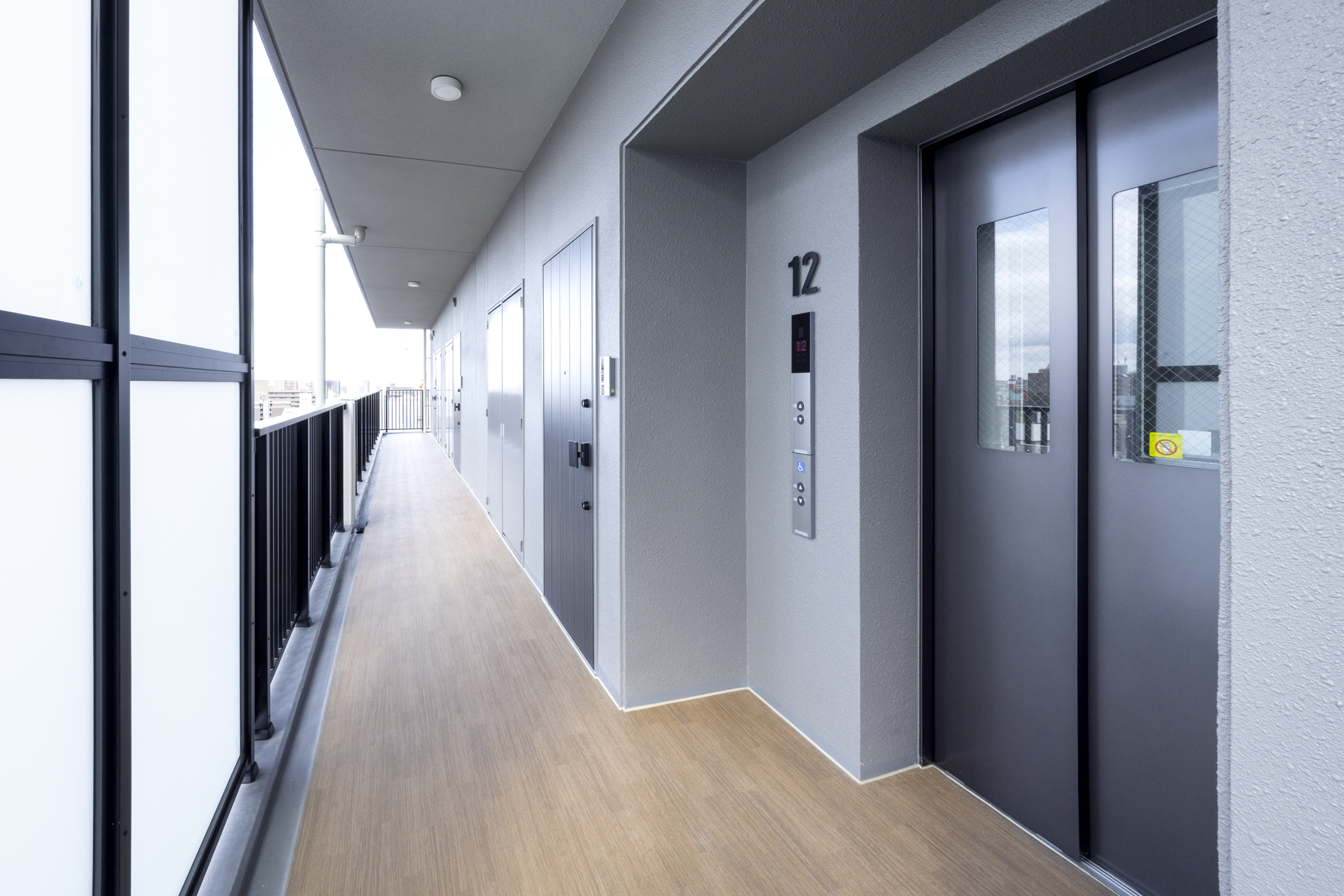 17エレベーターホール(基準階)